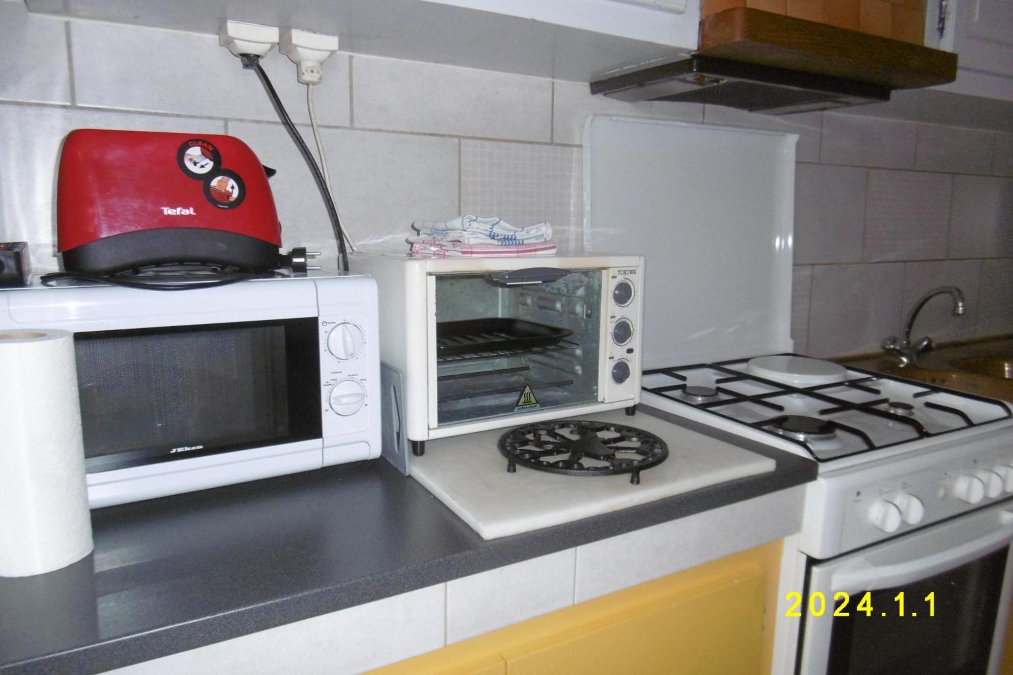 Rez De Chaussee Studio Climatise Dans Villa Aigues-Mortes Εξωτερικό φωτογραφία